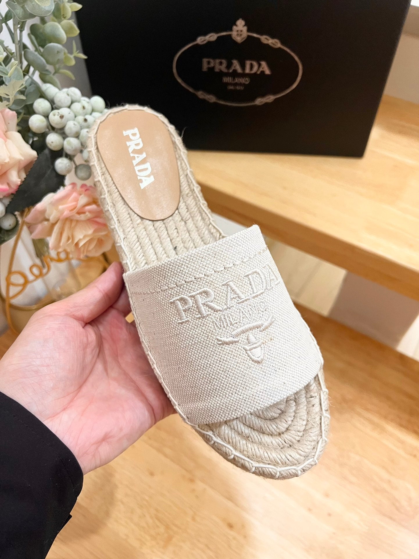 Pra Slide 20 Beige Velvet Sole Raffia