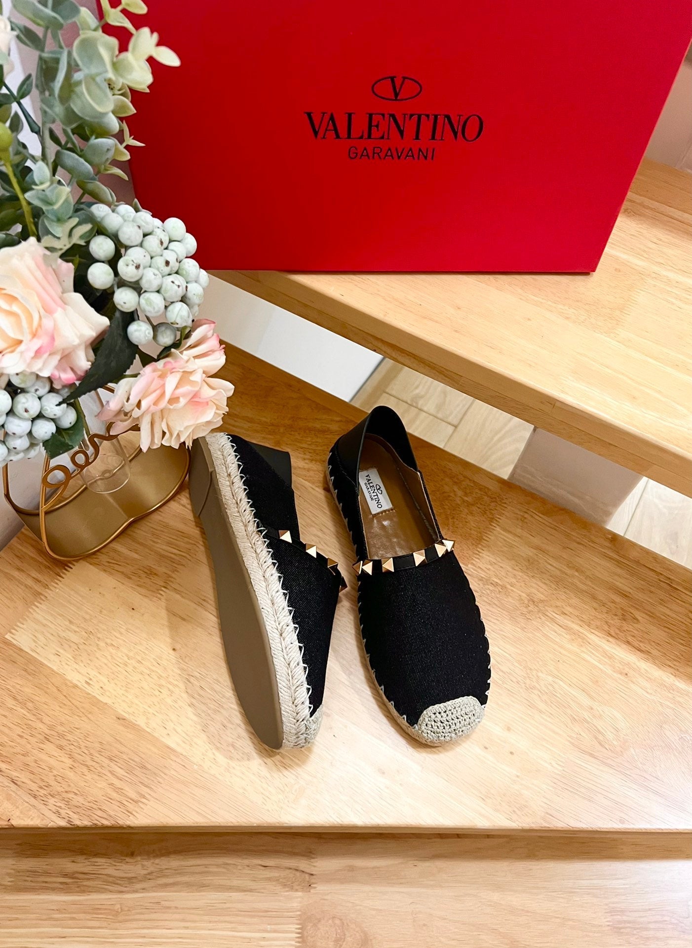 ROCKSTUD BLACK CANVAS ESPADRILLES