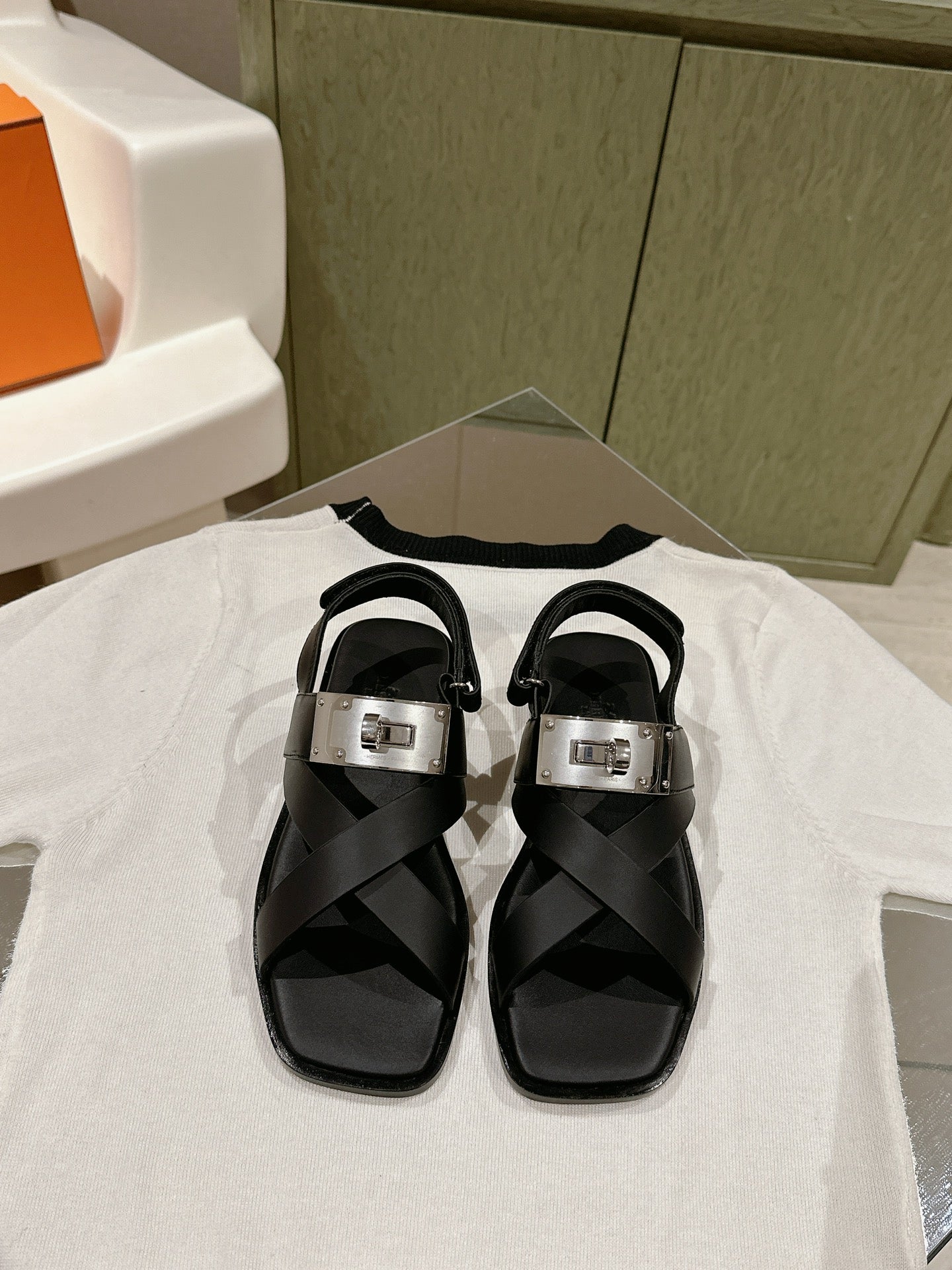 Sandal Ines Black Lambskin