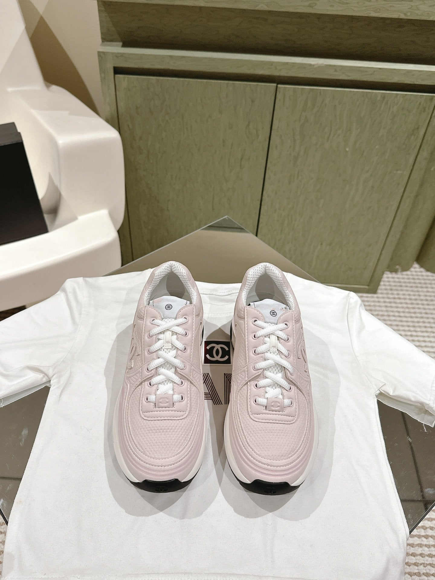 cc trainer light pink fabric