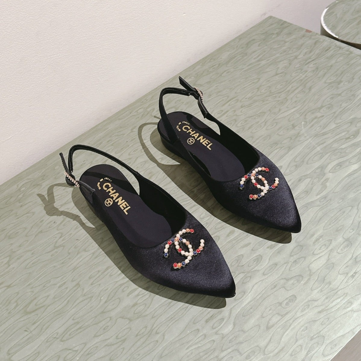 slingbacks flat black satin multicolor logo