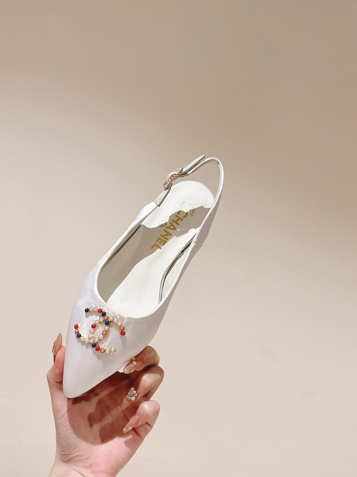 slingbacks flat white satin multicolor logo