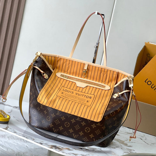 Reversible Neverfull MM 31 Inside Out Gold