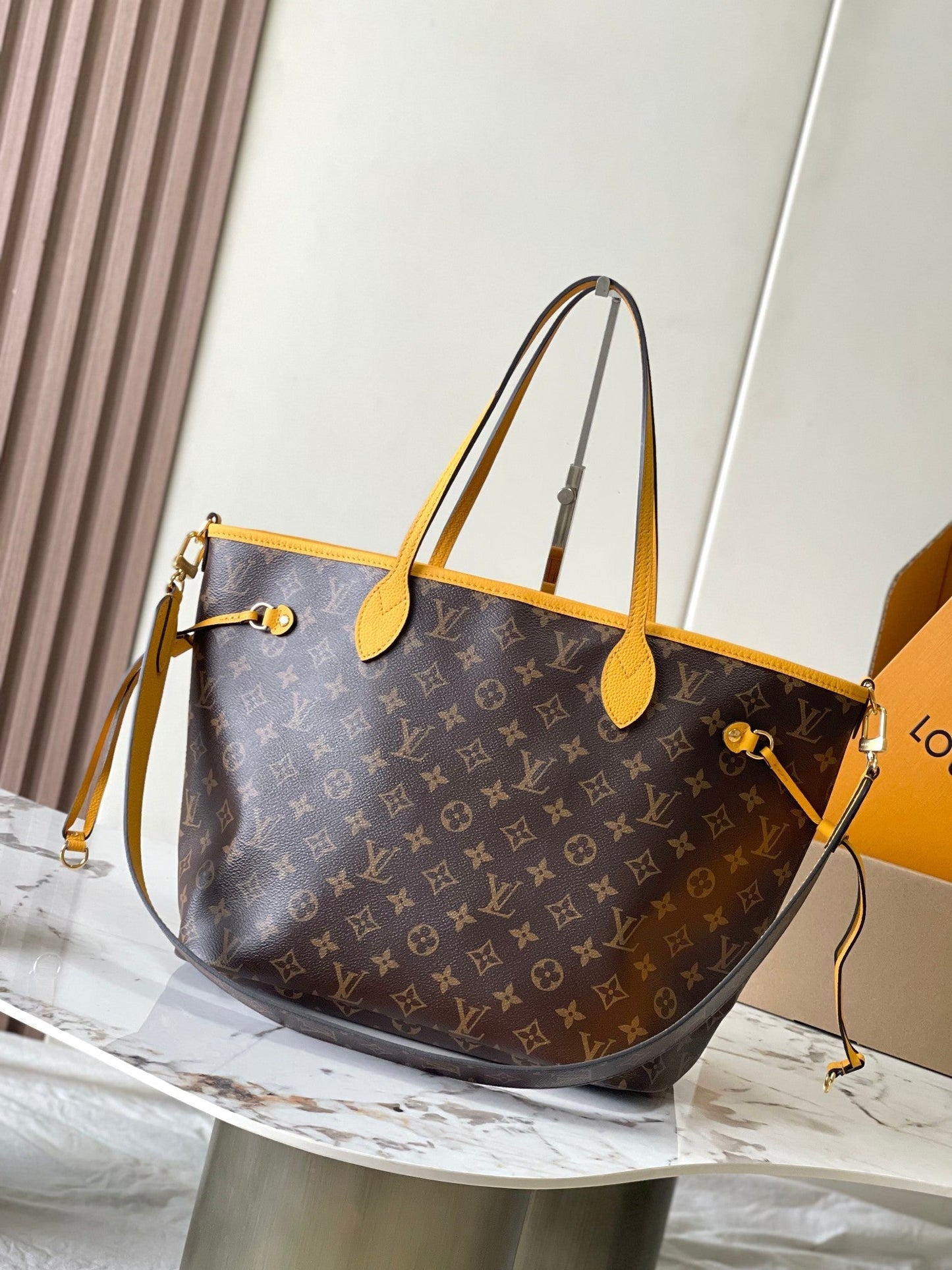 Reversible Neverfull MM 31 Inside Out Gold Handle