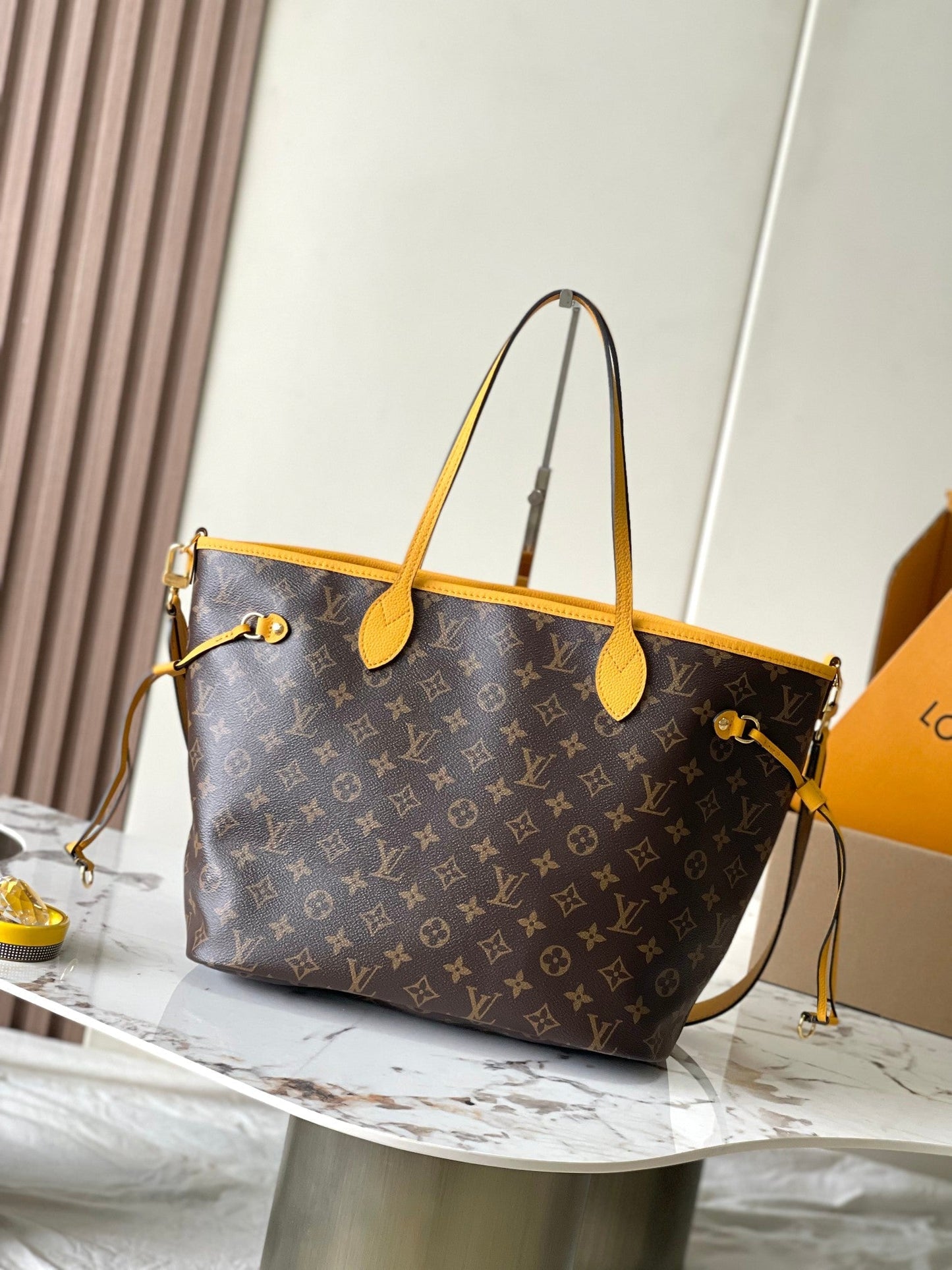 Reversible Neverfull MM 31 Inside Out Gold Handle