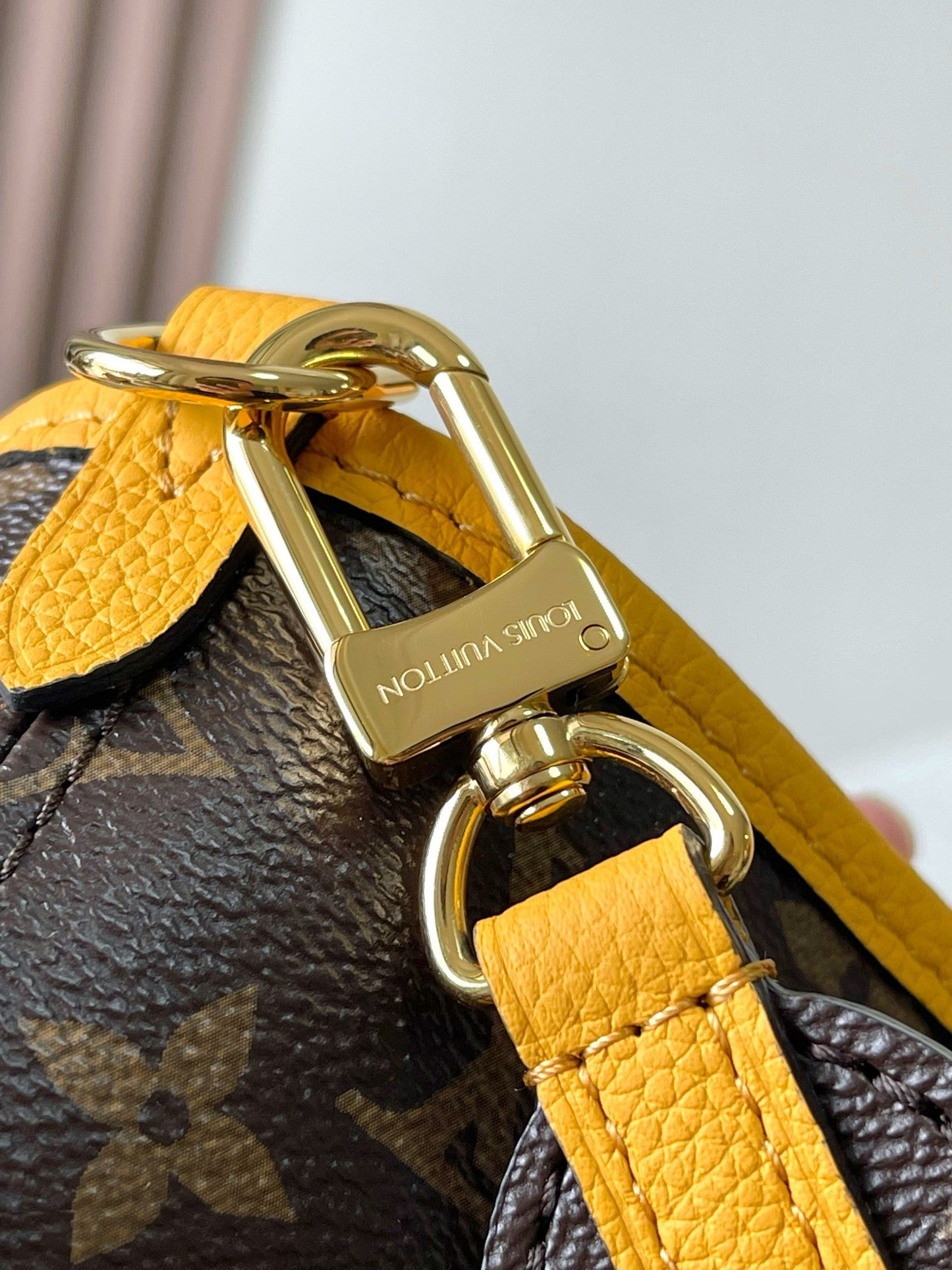 Reversible Neverfull MM 31 Inside Out Gold Handle