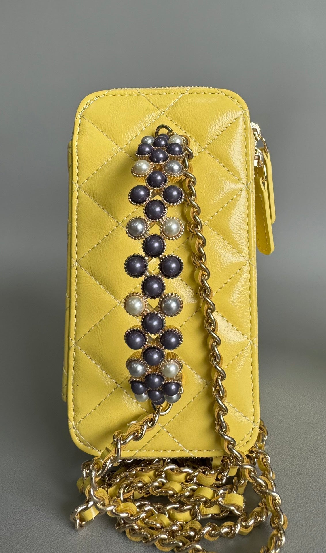 CC Vanity Case Pearl 17cm Yellow Lambskin Gold hardware