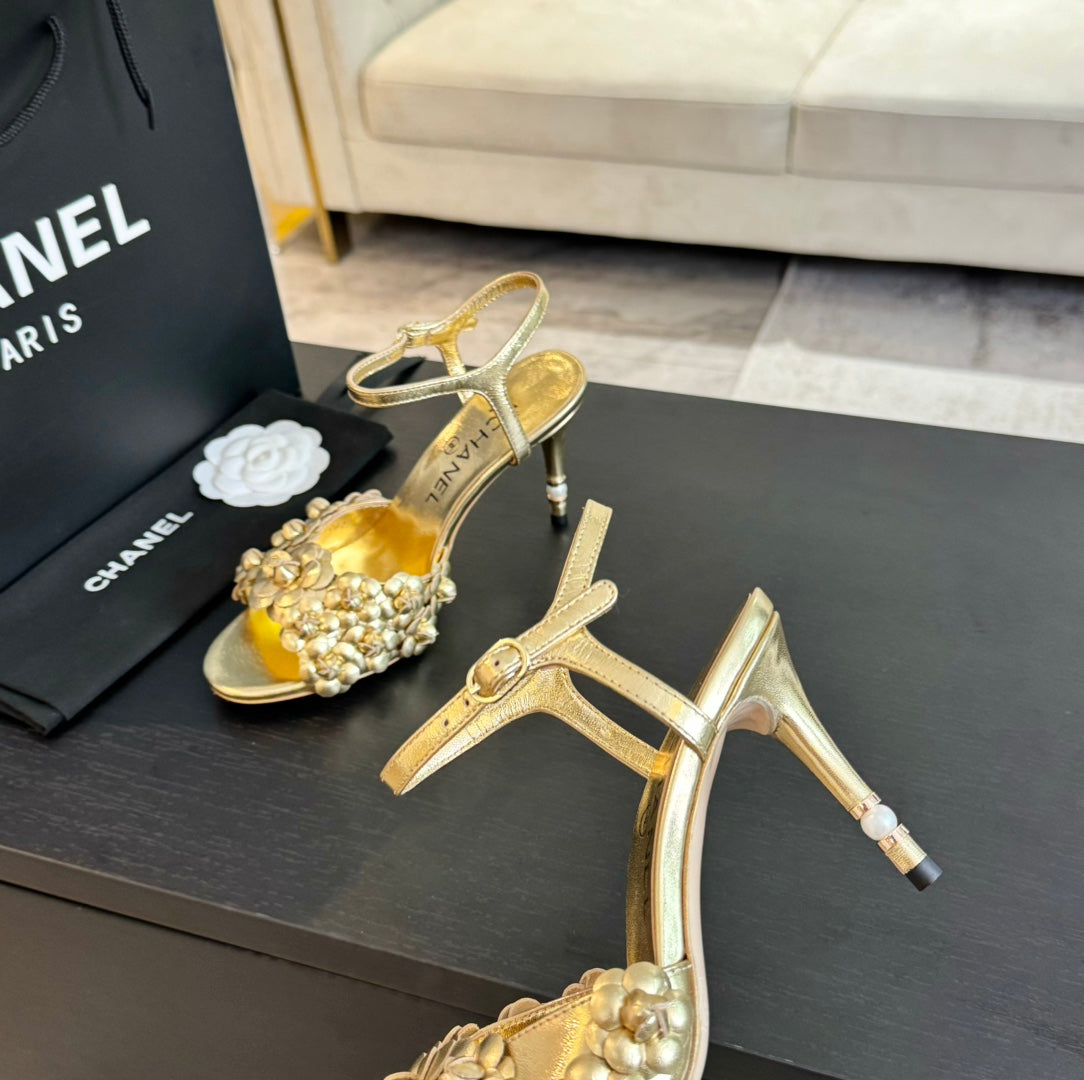 cc camelia sandal 80 gold metalic calfskin