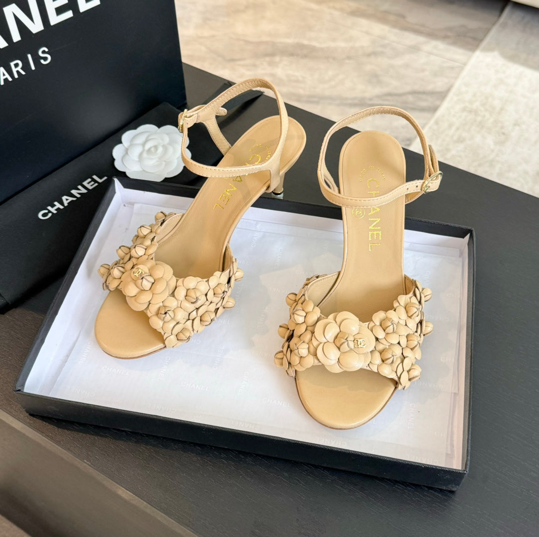 cc camelia sandal 80 beige calfskin