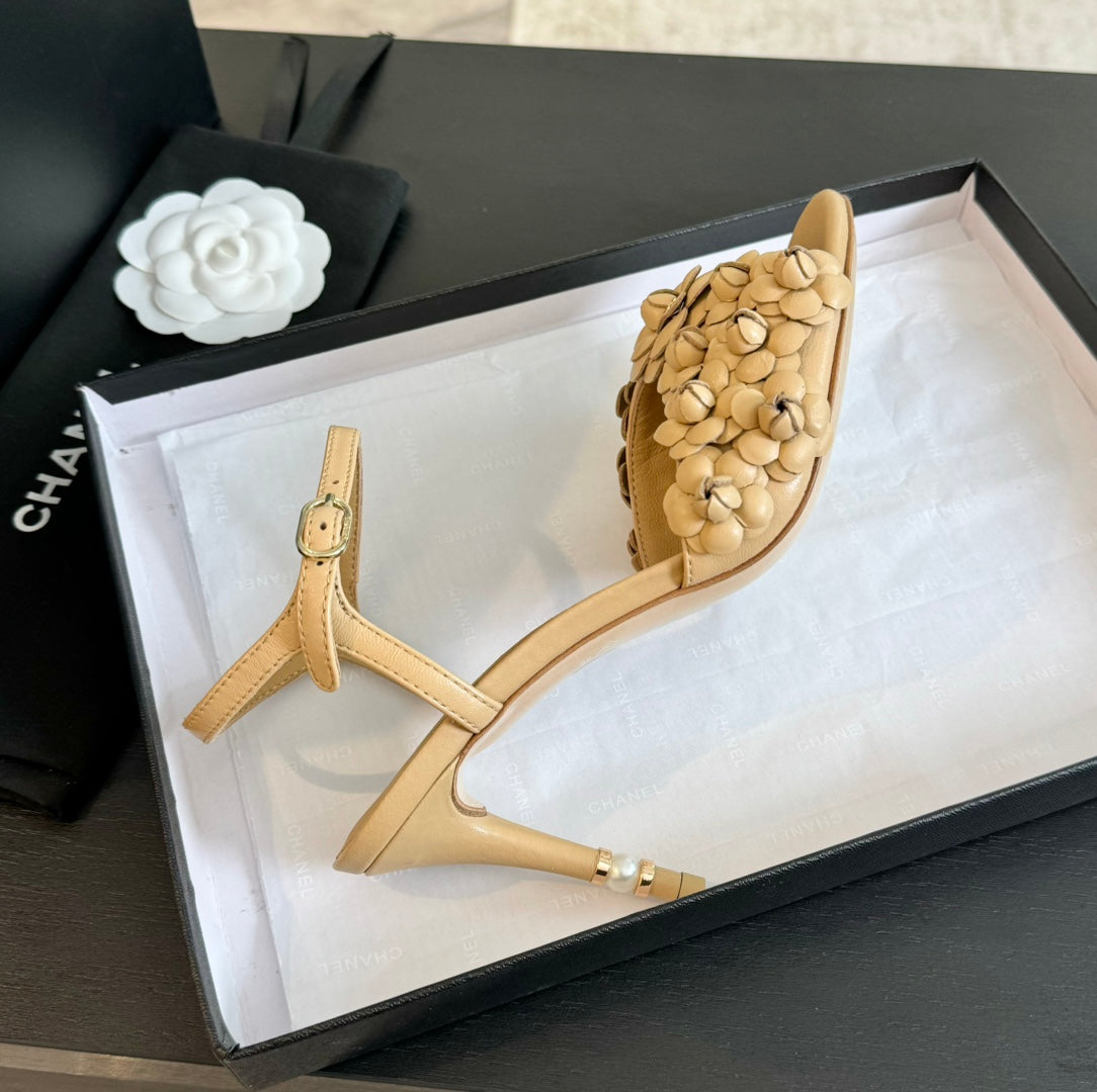 cc camelia sandal 80 beige calfskin