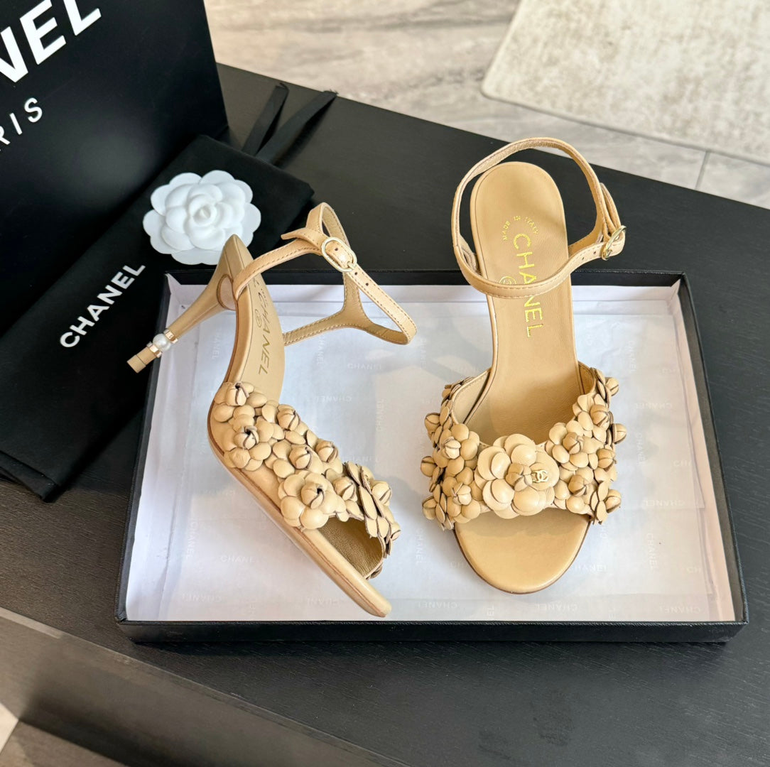 cc camelia sandal 80 beige calfskin