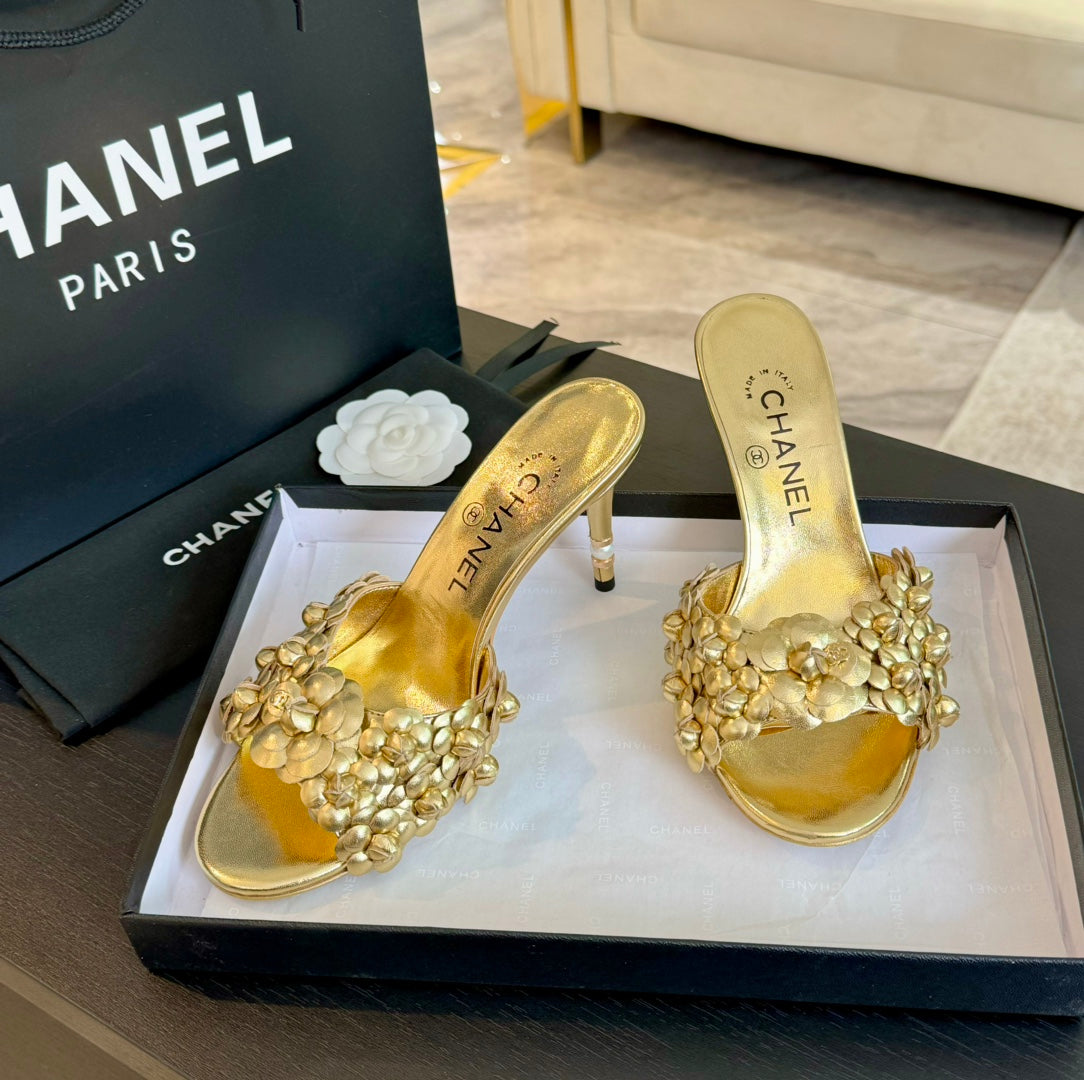 CC Little Camellia World Thin High Heels Gold Lambskin