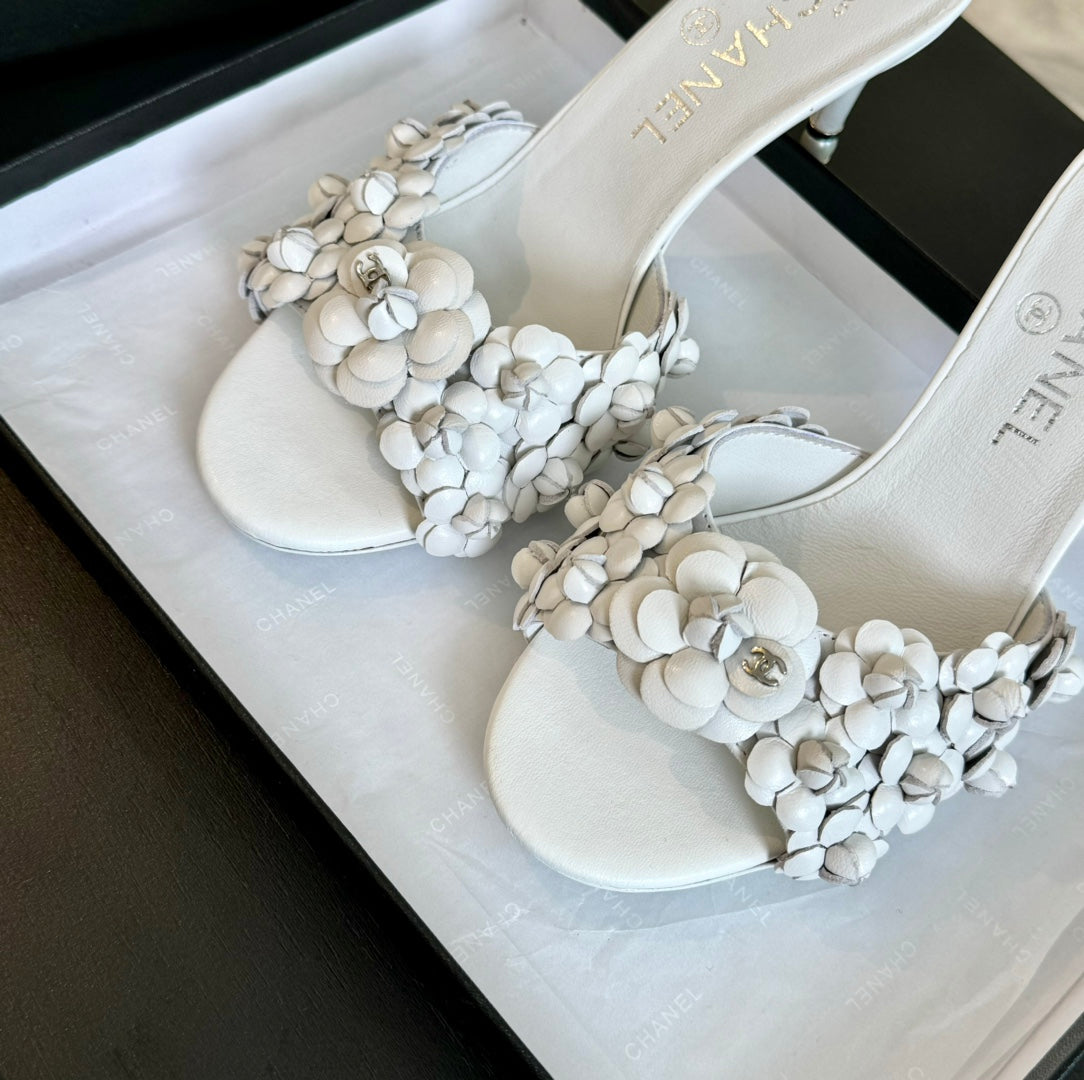 CC Little Camellia World Thin High Heels White Lambskin