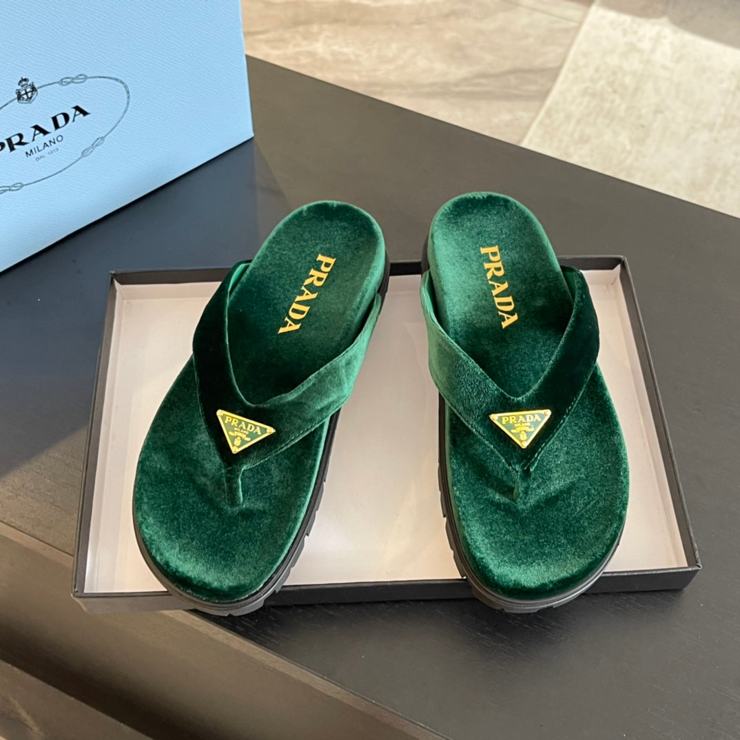 PRA RUBBER THONG SANDALS LAUREL GREEN VELVET