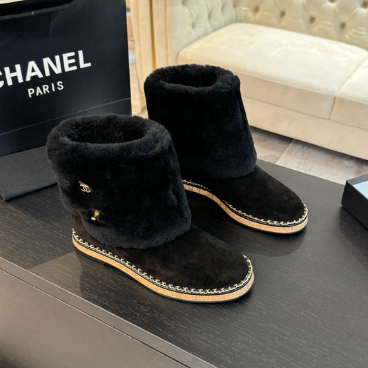 CC Flat Ankle Boots Black Suede And Fleece