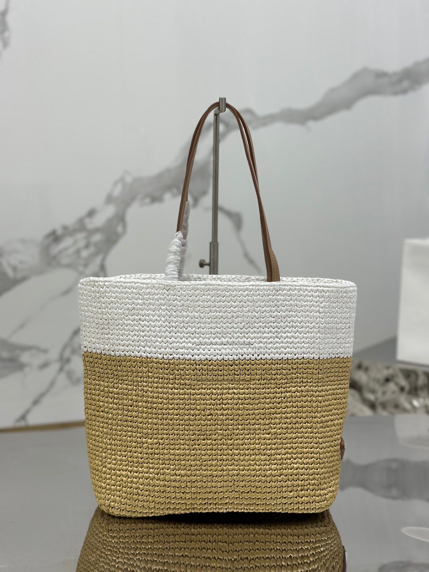 SMALL TOTE BAG 27 IN WHITE MIX BEIGE RAFFIA AND BROWN CALFSKIN HANDLE