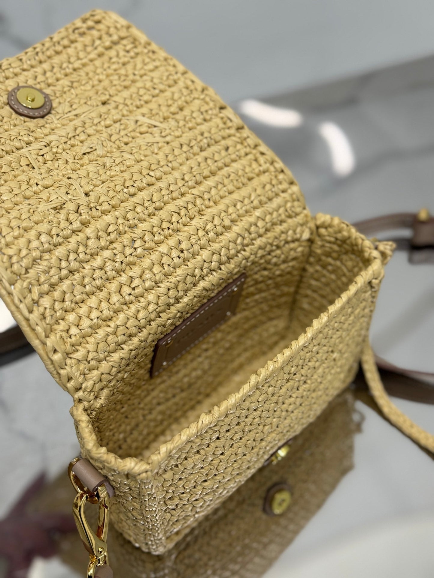 WOVEN SMALL FLAP BAG 16 IN BEIGE RAFFIA GOLD HARDWARE