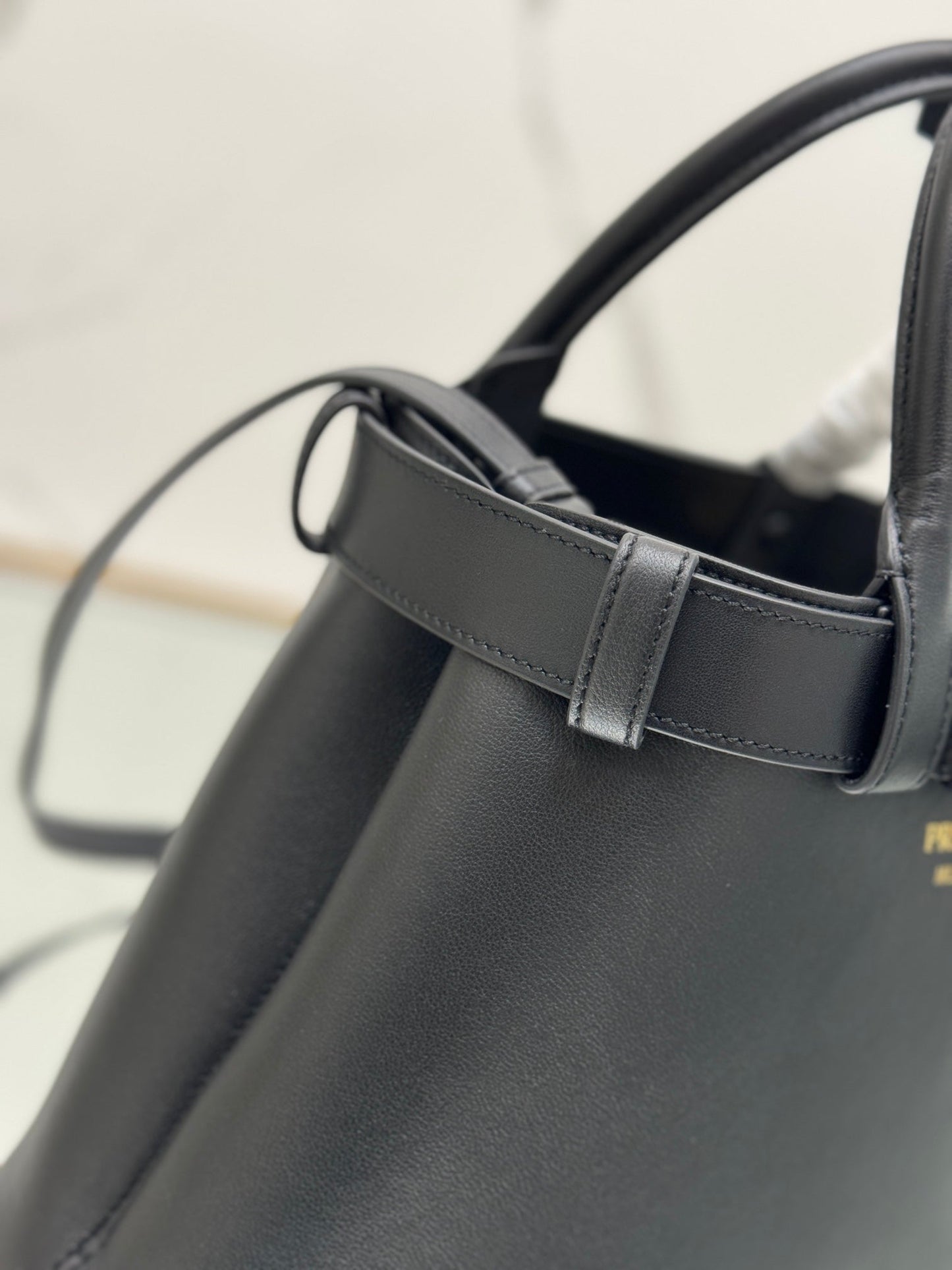 TOTE BAG WITH BELT 32 IN BLACK IMPORTED CALFSKIN