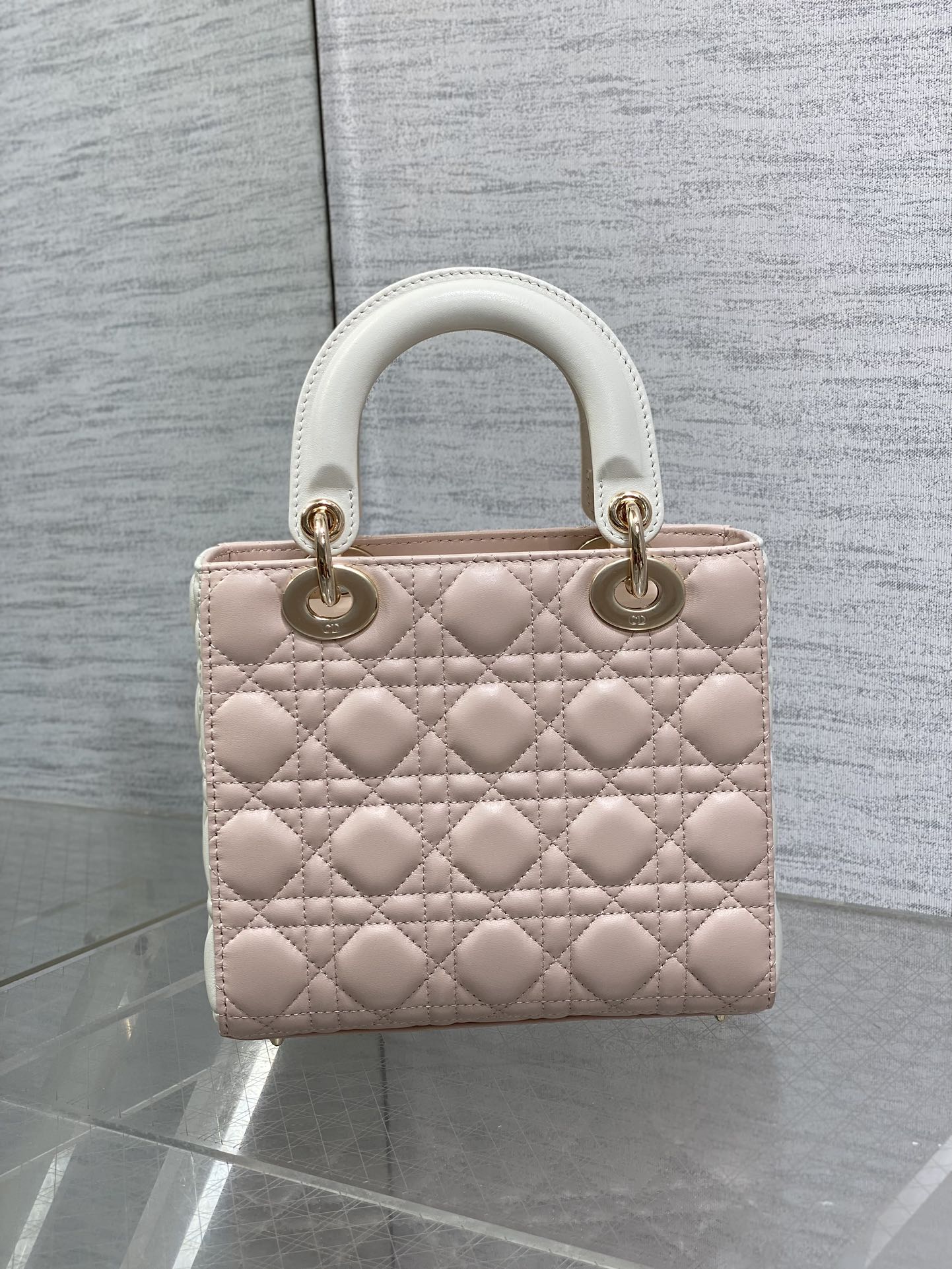 small lady 20 pink white lambskin