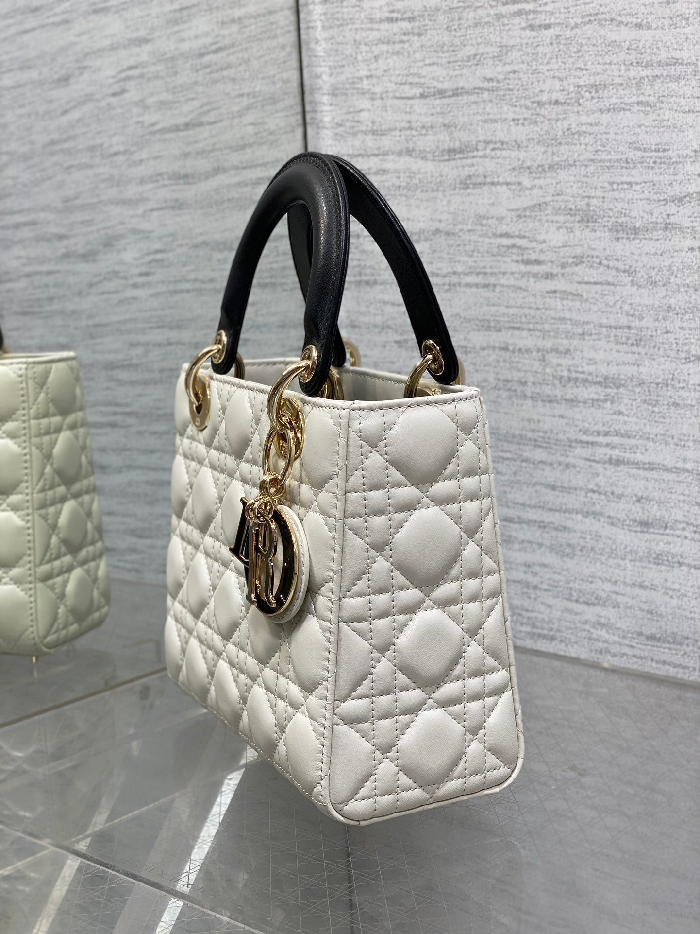 small lady 20 white black lambskin