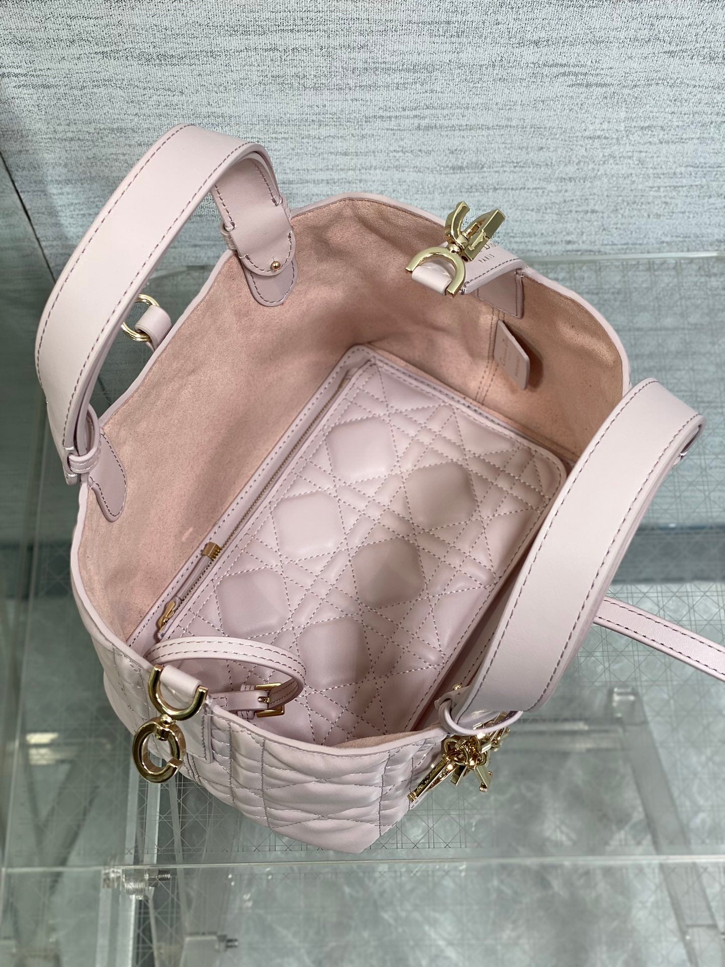 Toujour 23 Bag Pink Lambskin