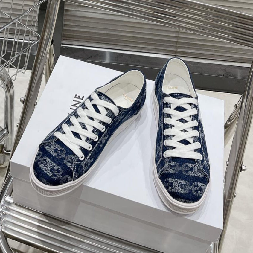 JANE SNEAKERS LOW LACE-UP WITH TRIOMPHE PATCH IN CANVAS AND CALFSKIN DETAIL NAVY/ WHITE LOGO