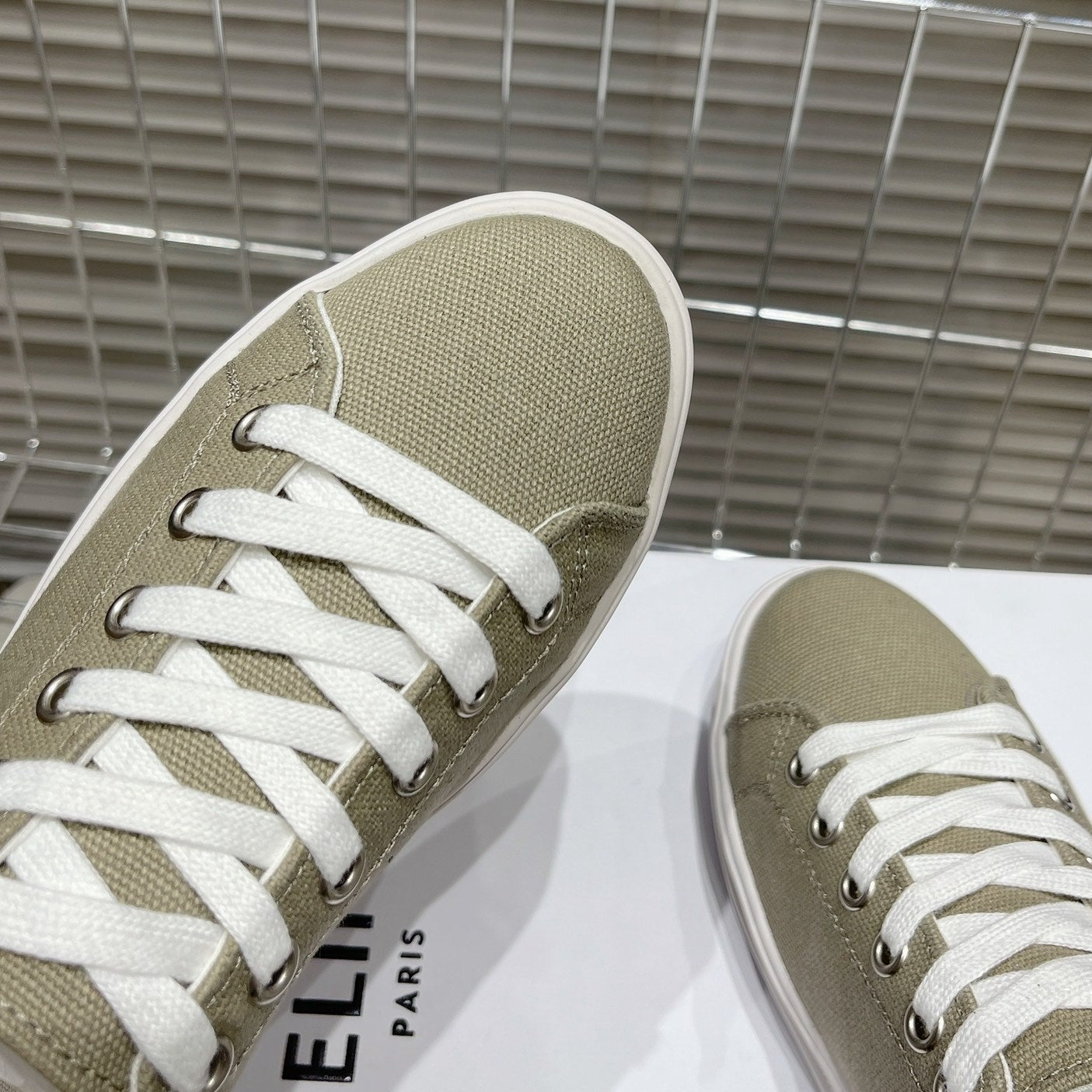 JANE SNEAKERS LOW LACE-UP WITH TRIOMPHE PATCH IN CANVAS AND CALFSKIN STONE GRAY/ WHITE LOGO