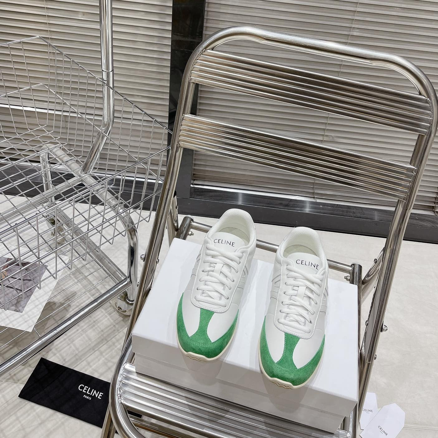 LOW LACE-UP SNEAKER IN CALFSKIN OPTIC WHITE GREEN