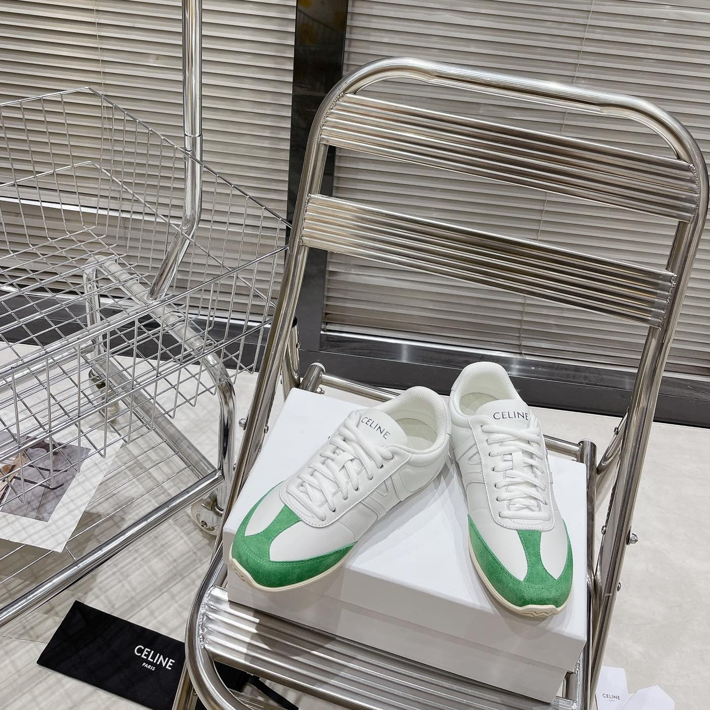 LOW LACE-UP SNEAKER IN CALFSKIN OPTIC WHITE GREEN