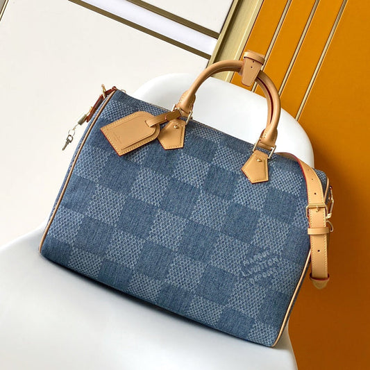 SPEEDY BANDOULIÈRE 40 IN BLUE DAMIER DENIM 3D