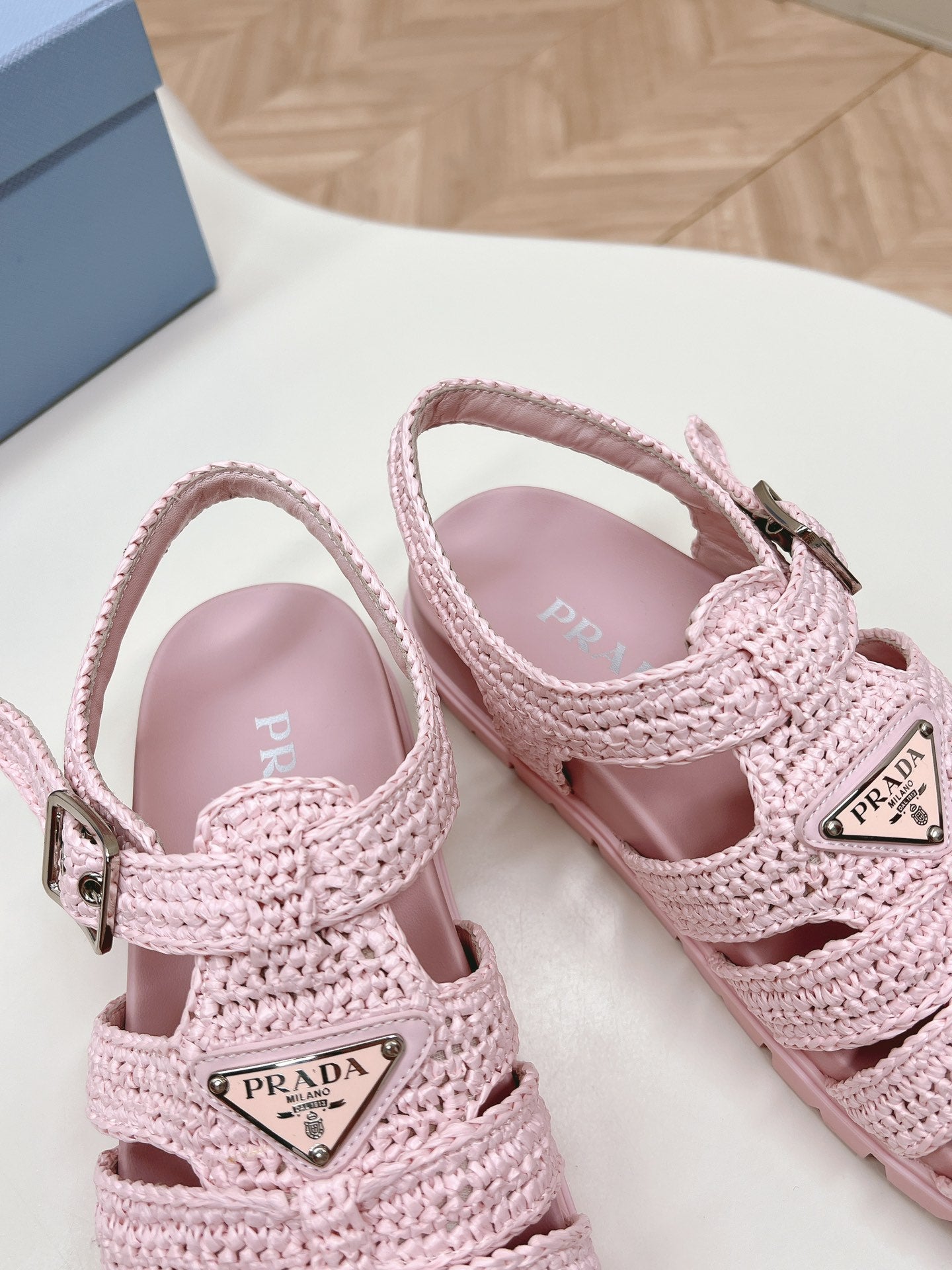 Monolith Crochet Cage Sandals 30 Pink