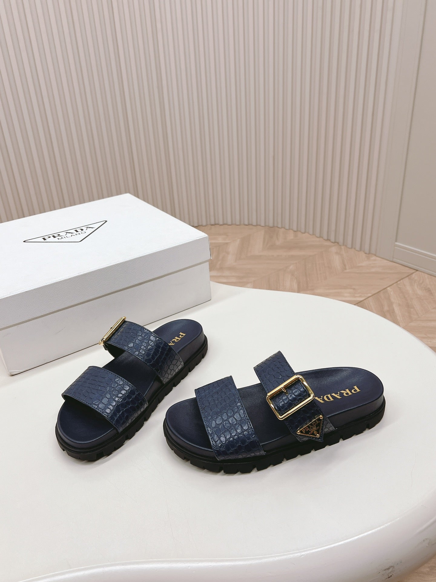 PRA CROCODILE MOTIF SLIDES SANDALS NAVY CALFSKIN