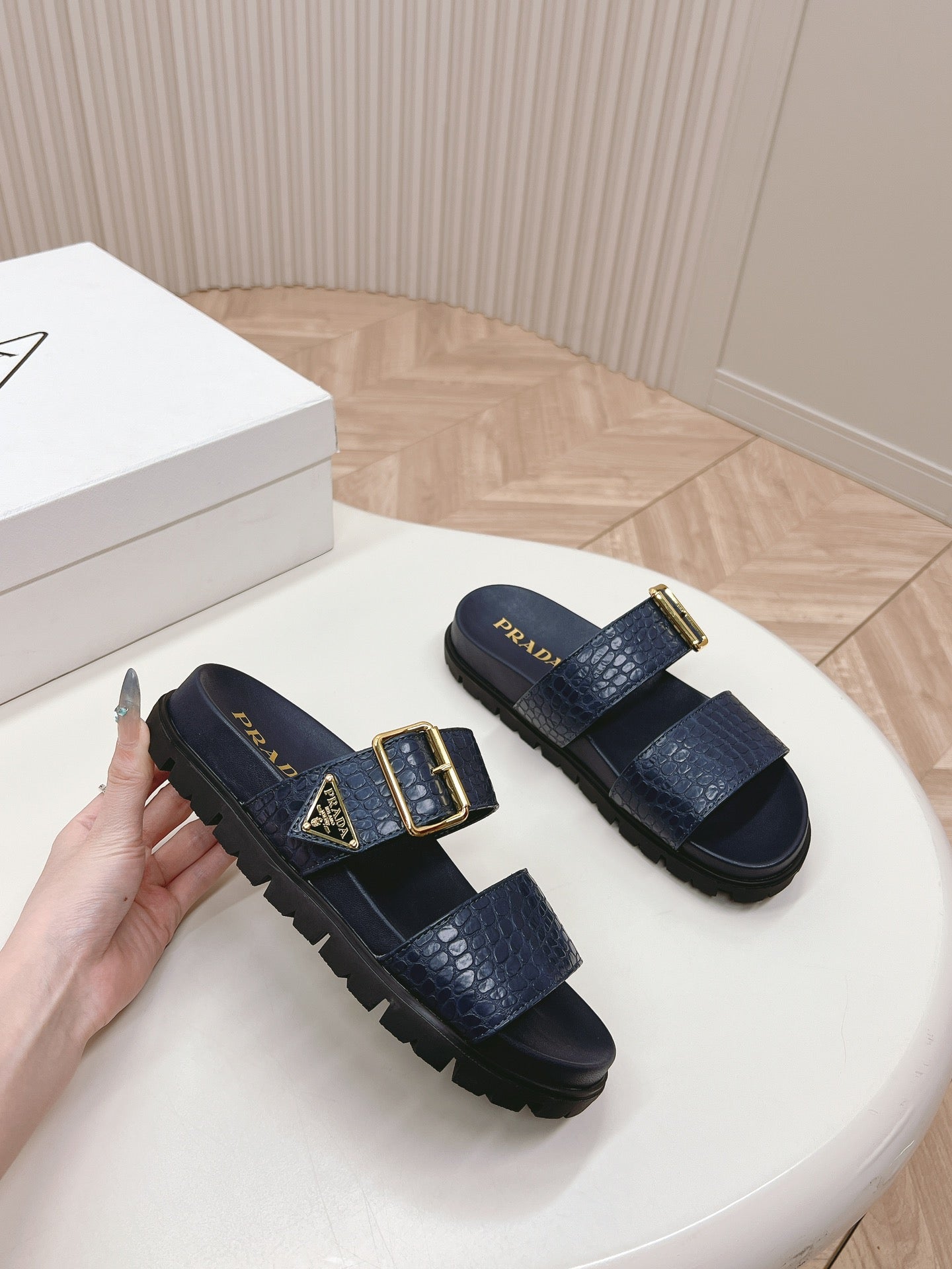 PRA CROCODILE MOTIF SLIDES SANDALS NAVY CALFSKIN