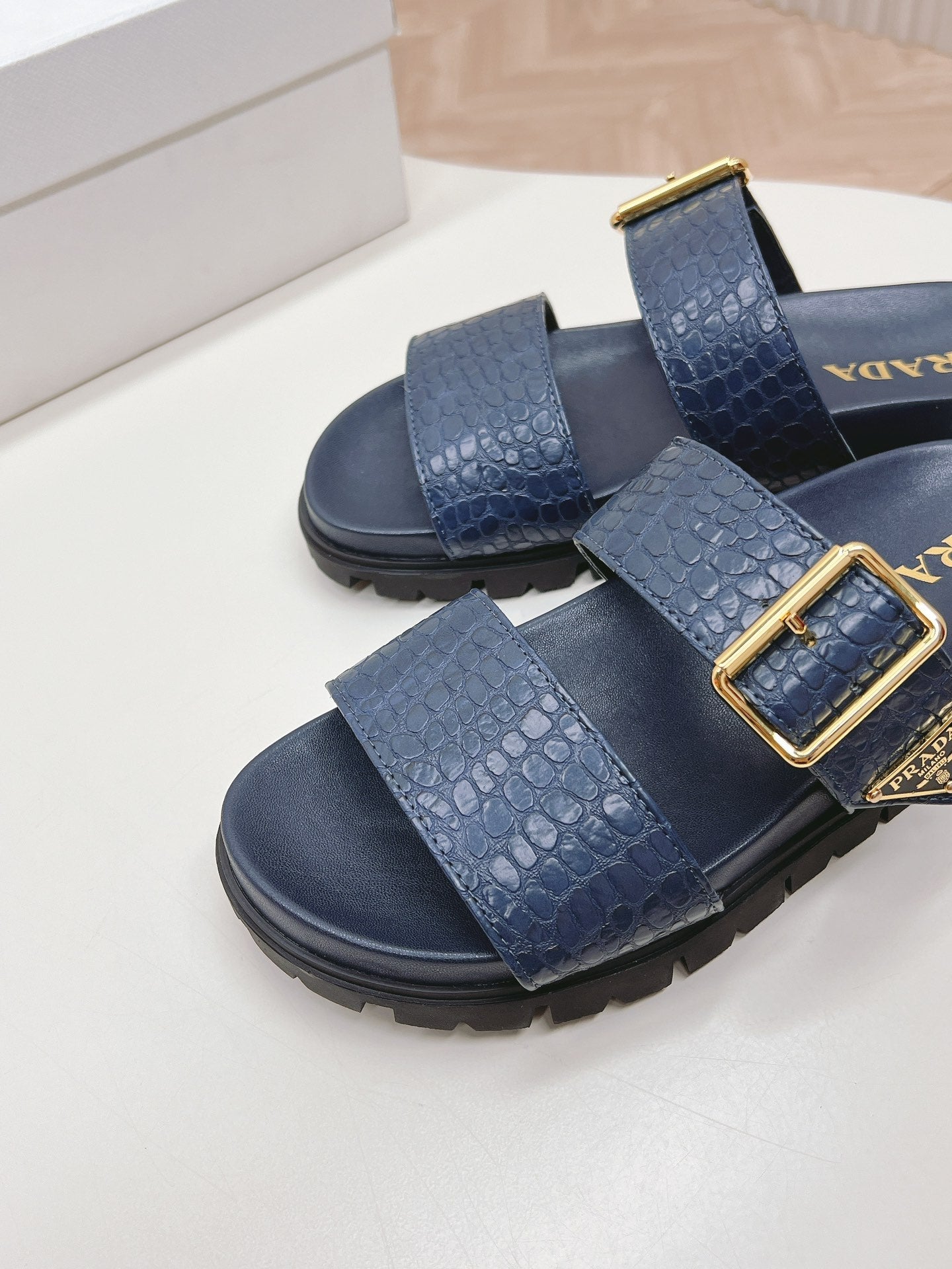 PRA CROCODILE MOTIF SLIDES SANDALS NAVY CALFSKIN