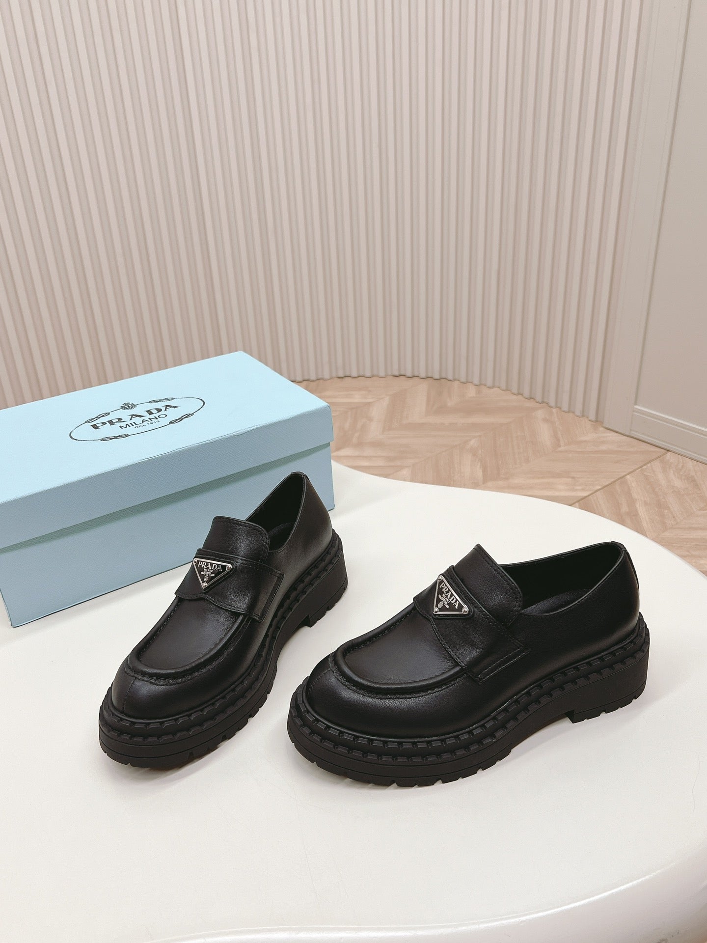 PRA BRUSHED MONOLITH LOAFERS BLACK CALFSKIN