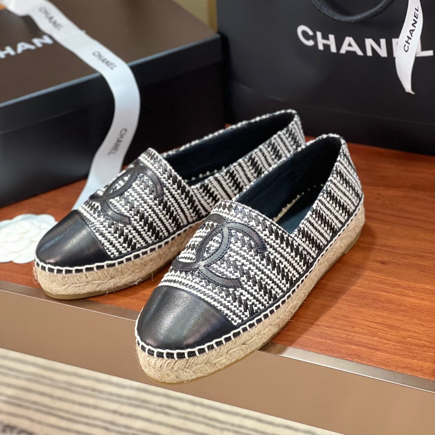 cc espadrilles black white woolen cloth black lambskin