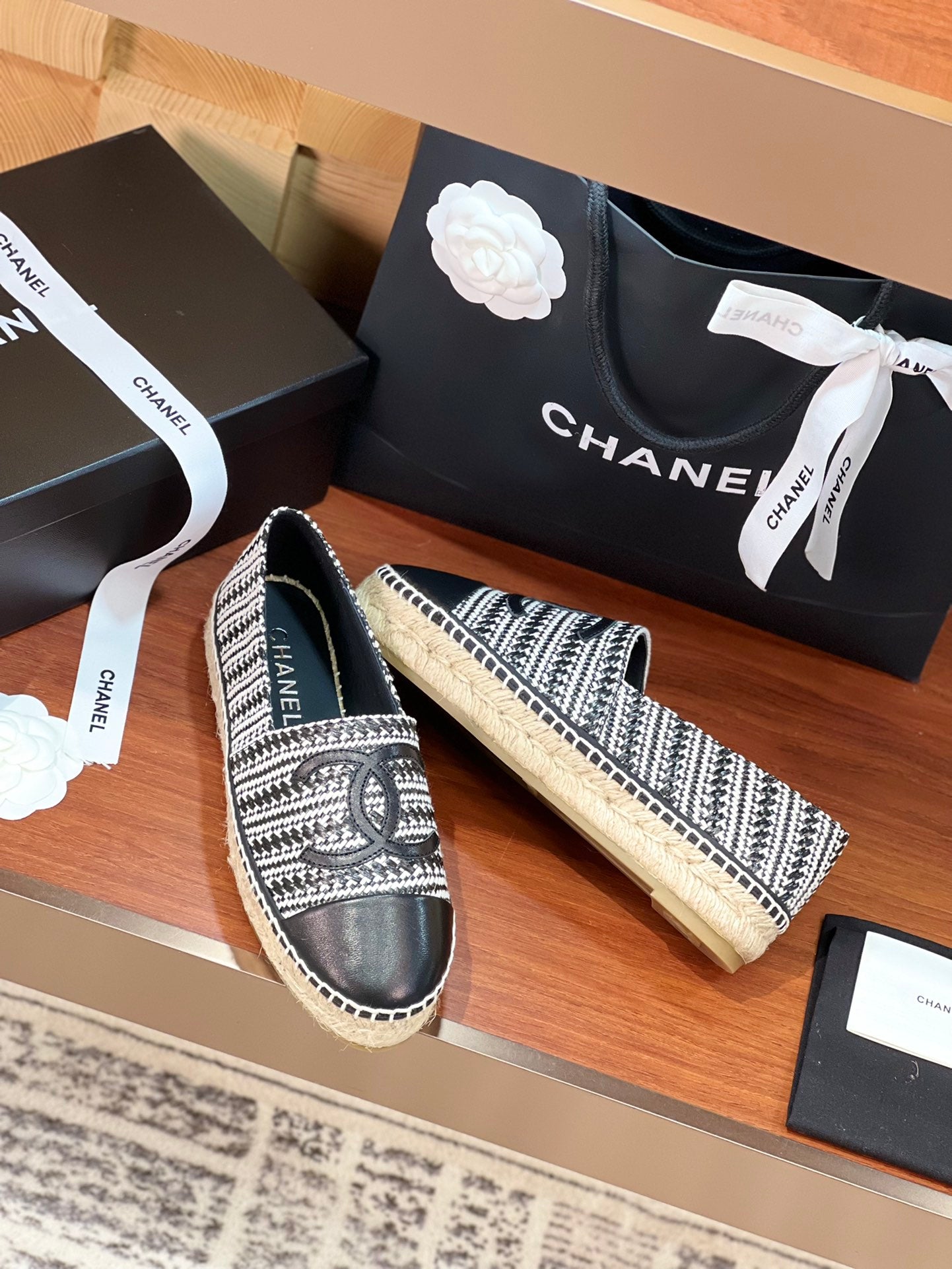 cc espadrilles black white woolen cloth black lambskin