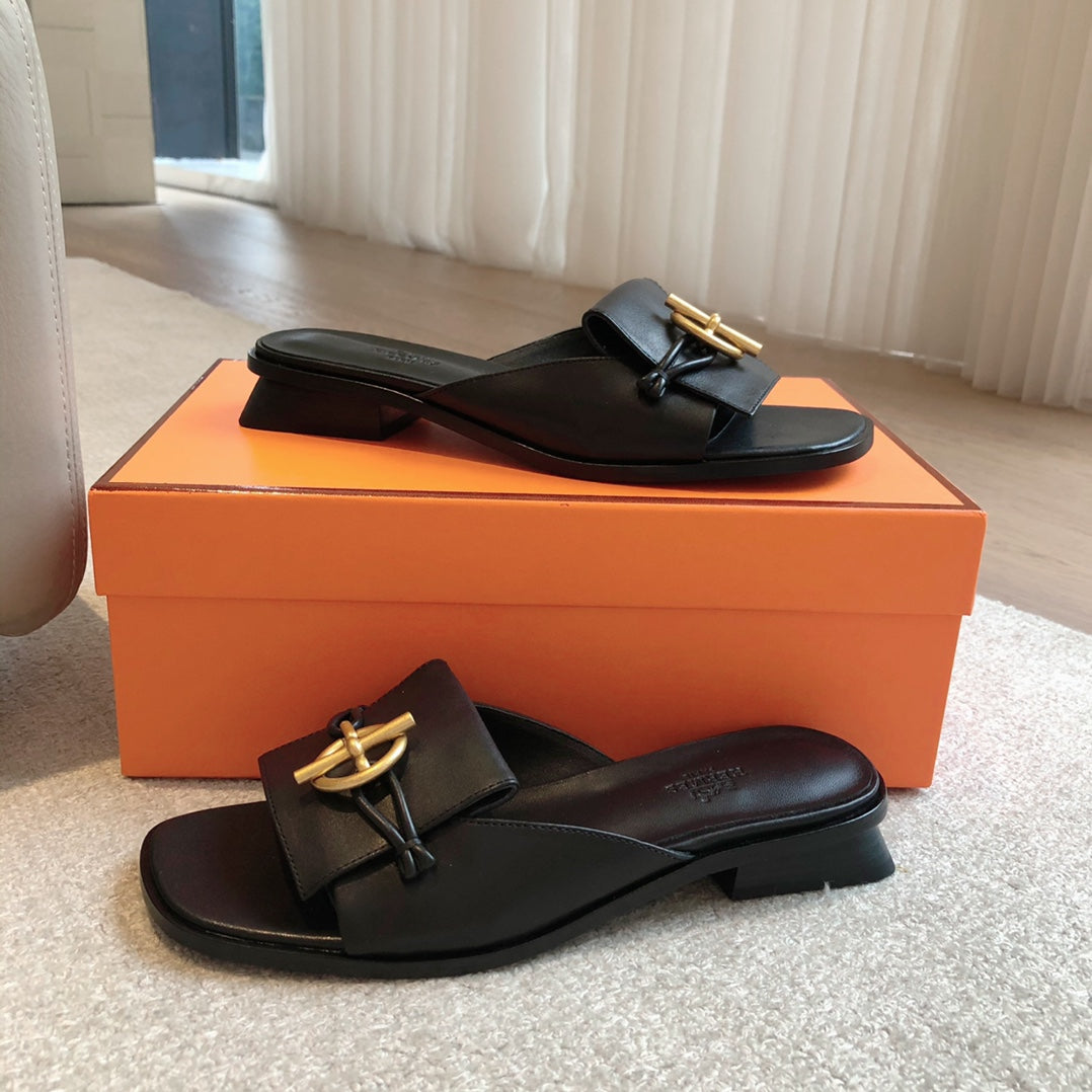 Isle Sandal Black Calfskin