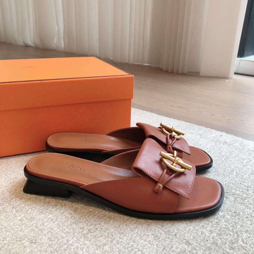 Isle Sandal Tan Calfskin