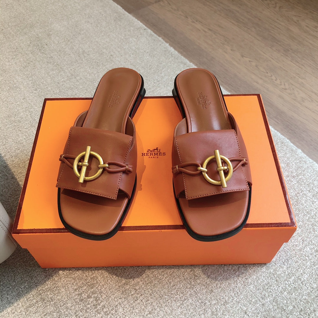 Isle Sandal Tan Calfskin