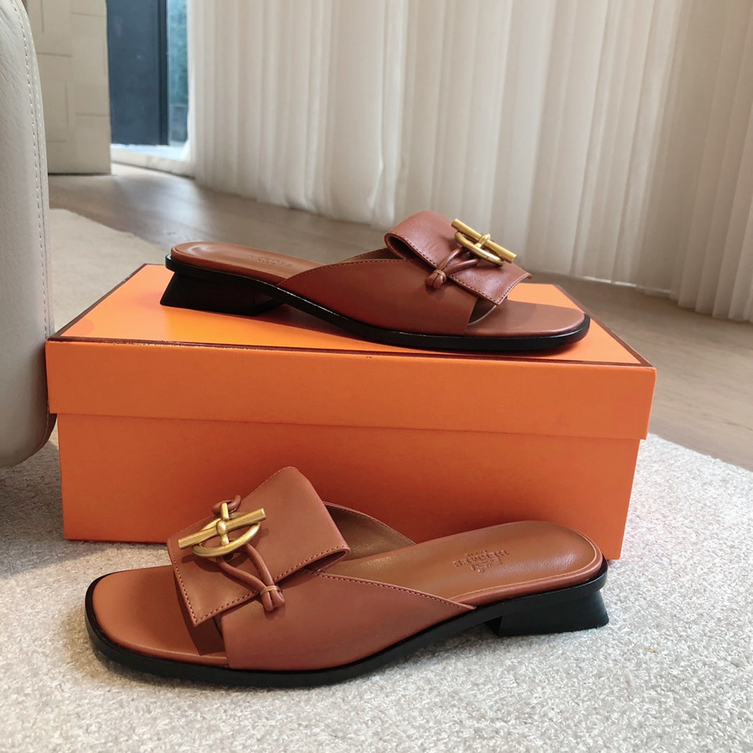 Isle Sandal Tan Calfskin