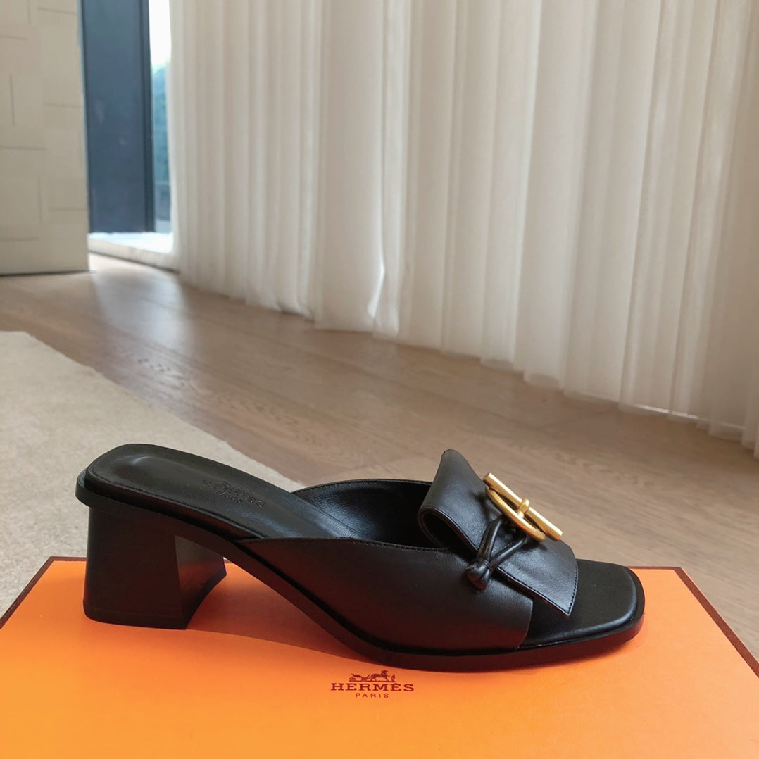 Ilot 50 Sandal Black Calfskin