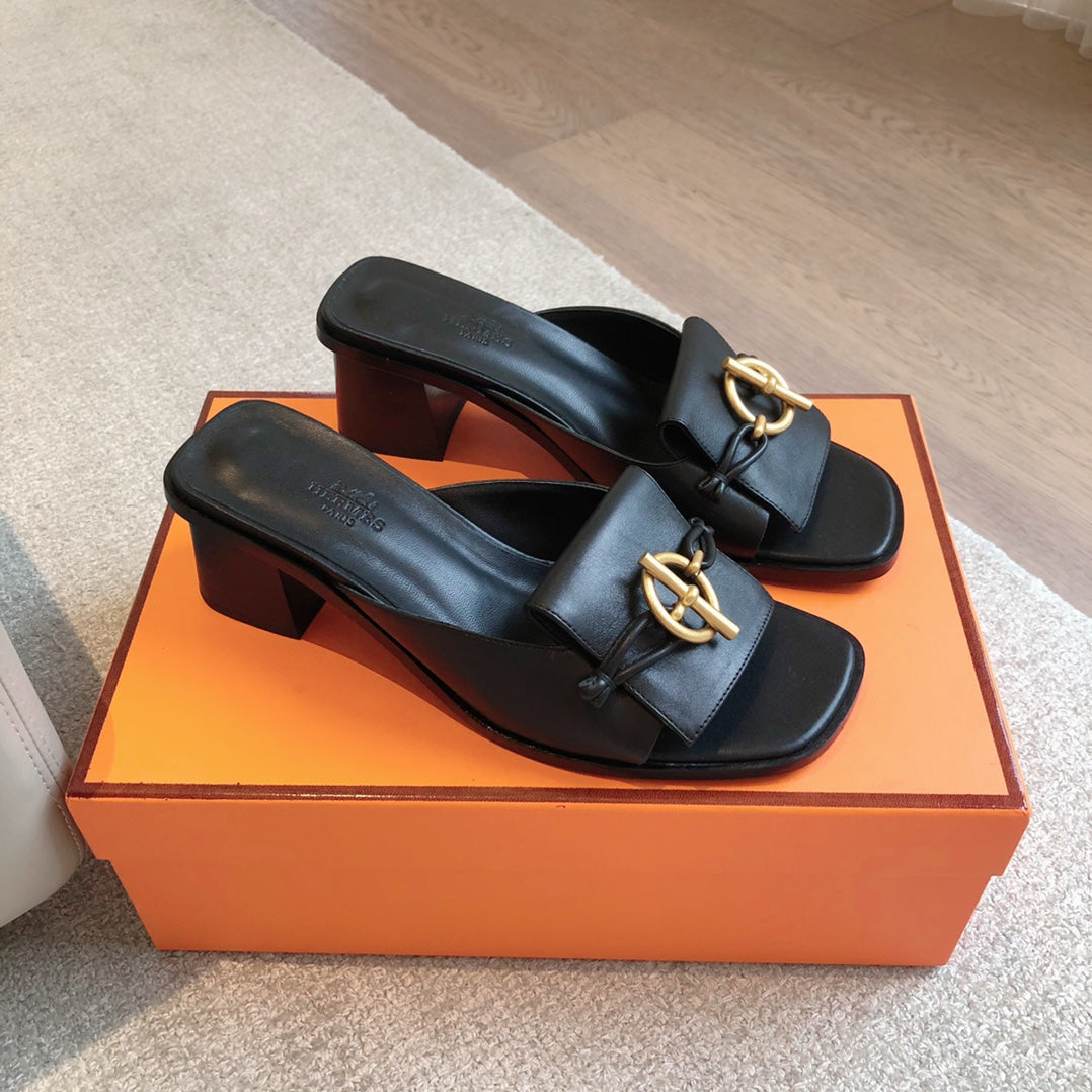 Ilot 50 Sandal Black Calfskin