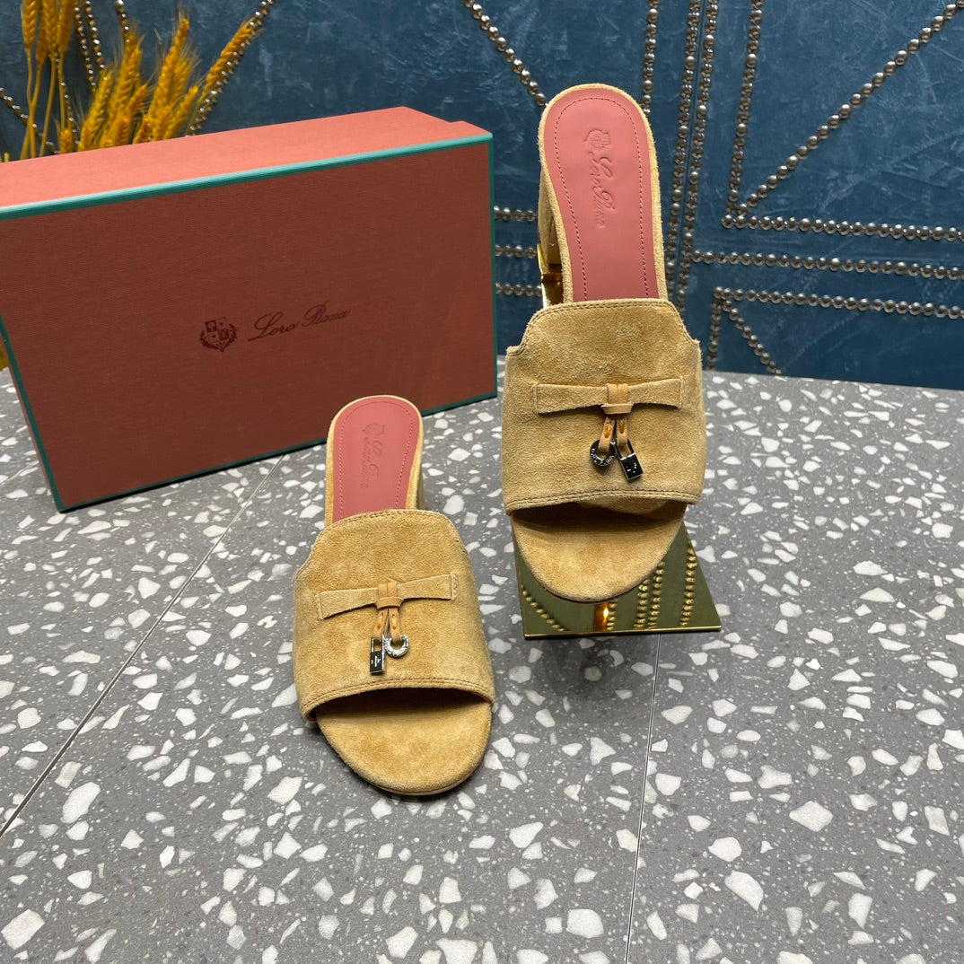 Summer Charms Mules 80 Gold Suede Salmon Lambskin