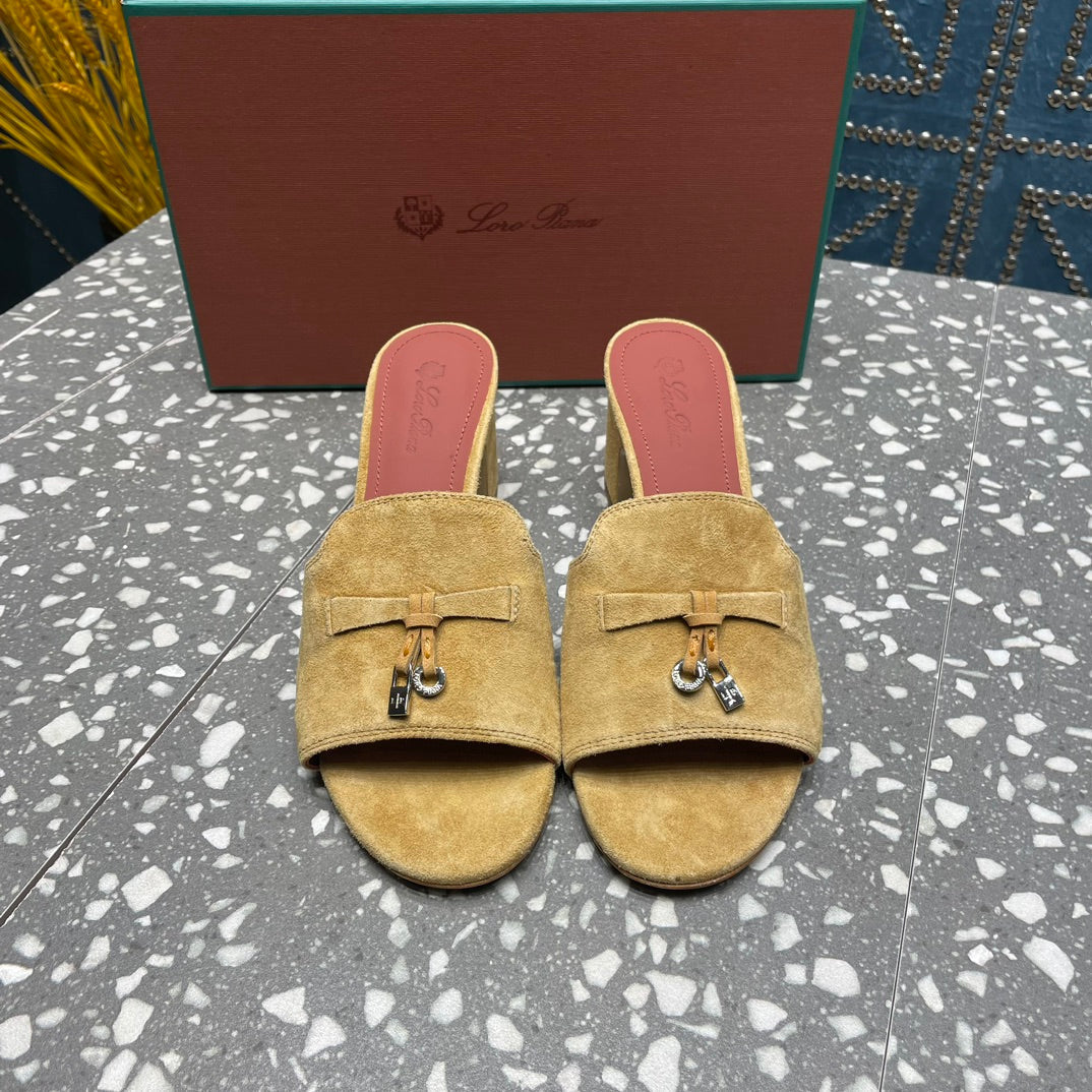 Summer Charms Mules 80 Gold Suede Salmon Lambskin