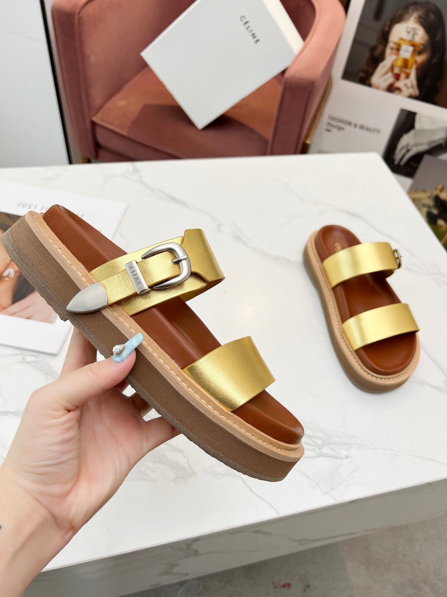 TWO-STRAP SANDALS IN GOLD CALFSKIN