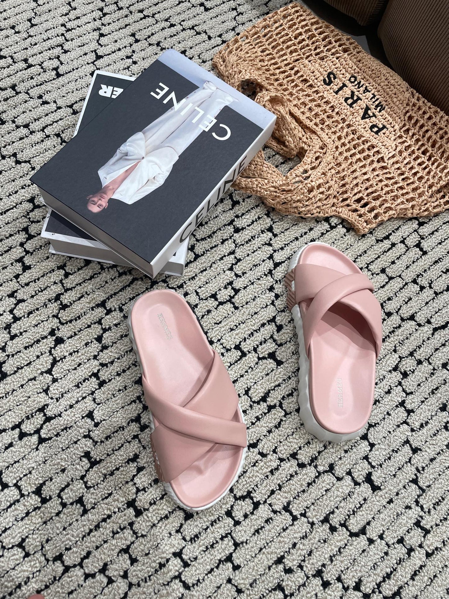 INFRA SANDAL LIGHT PINK CALFSKIN