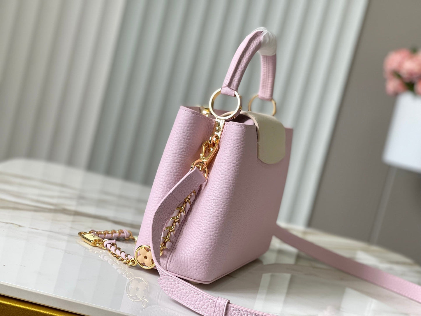 capucines bb 27 pink taurillon leather gold hardware