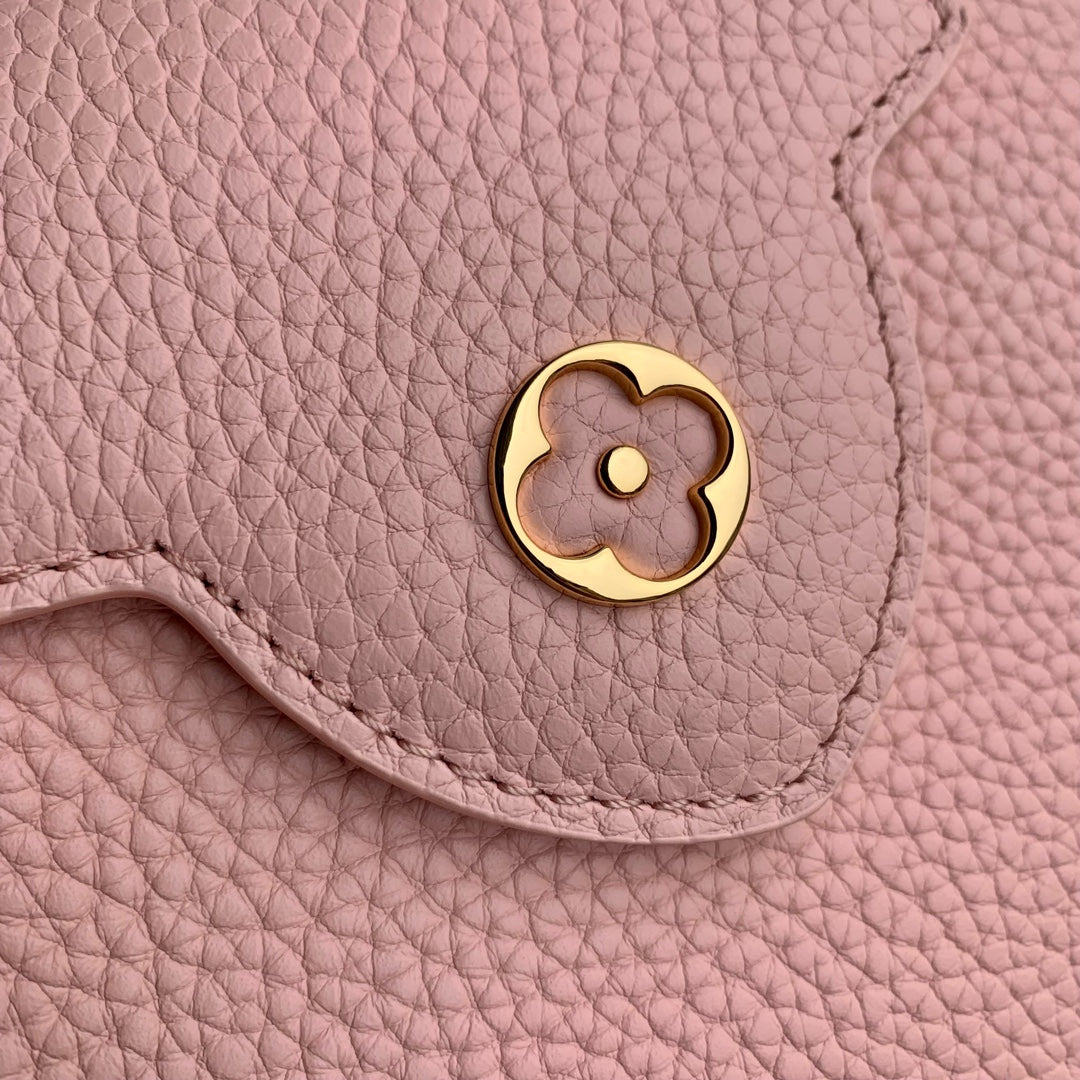 capucines mm 31.5 rose pink taurillon leather gold hardware