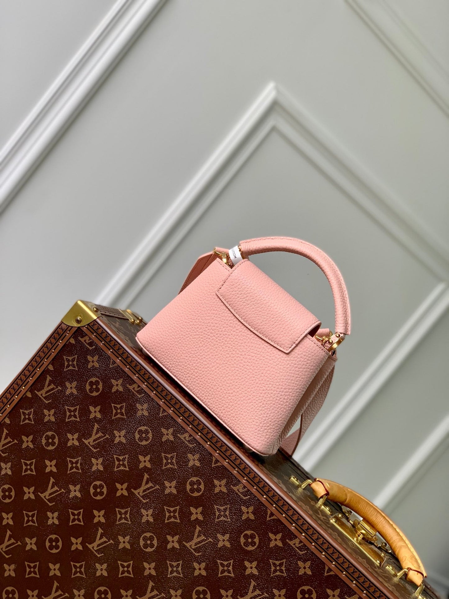 capucines mini 21 pink taurillon leather gold hardware